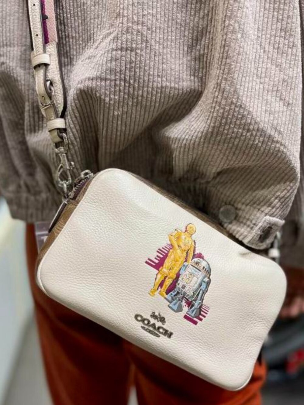 Star Wars X Coach Jes Crossbody In Signature Canvas With C3PO And R2D2 F8800